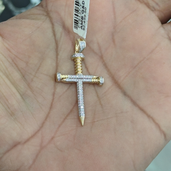 Real Natural Diamond 10kt Gold Cross Pendant